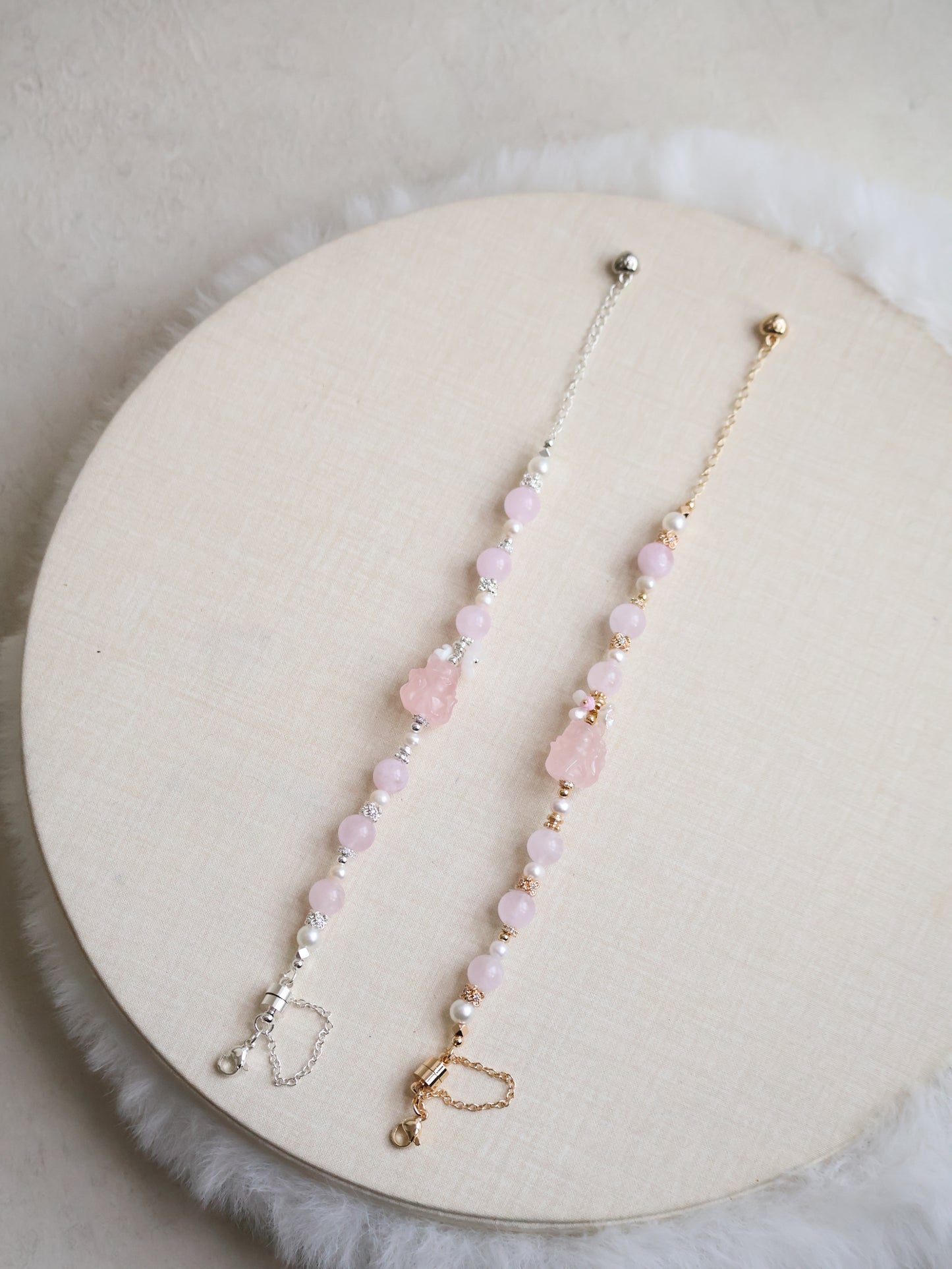 Freshwater Pearl, Snow Garden Rose Quartz, Rose Quartz with Nine-tail Fox Carving – Kyubi Blossom | 8mm (Elastic, Magnetic Opening)