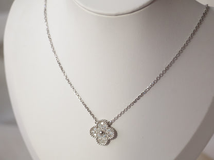 *Instocks* Esmeralda Moissanite Clover Necklace AU750