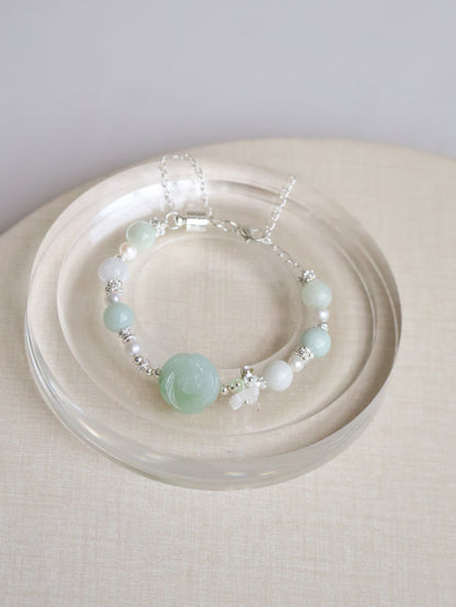 Green Jadeite & Freshwater Pearl — Viridiflora | 8mm (Elastic, Magenta Clasp)