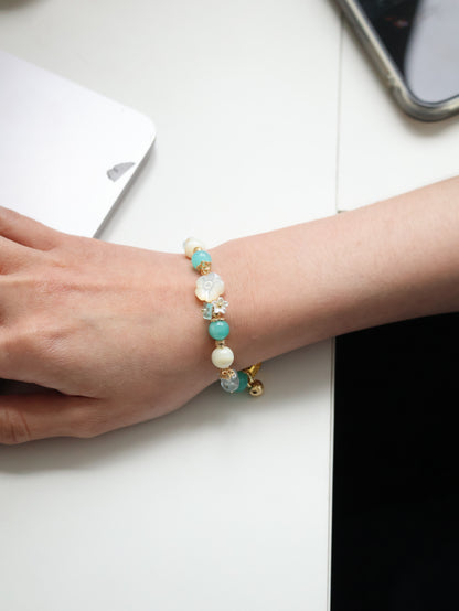 Blue Topaz, Amazonite & Flower White Conch with Agate Bangle — Nami | 8mm (Elasic)