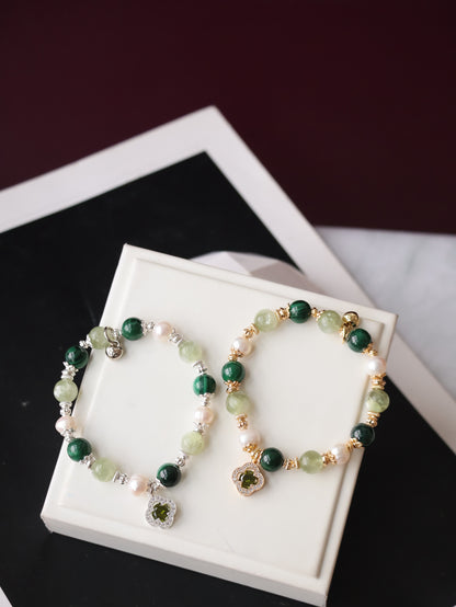 Malachite, Green Emerald Mica & Freshwater Pearl Crystal Bracelet — Cordelia Twin Sparkly Clover | 8mm + 10mm (Elastic)