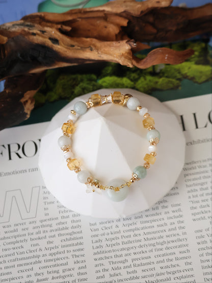 Green Jadeite, Citrine & White Conch — Everfae Ping An Kou Series | 8mm (Elastic)