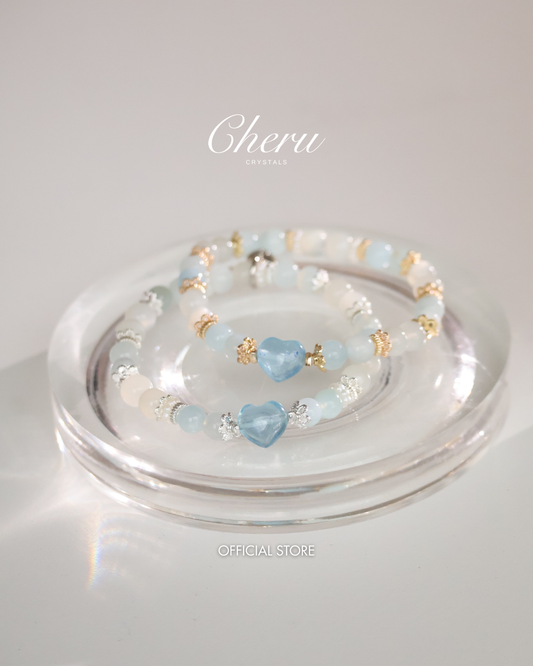 Aquamarine & White Flash Moonstone with Heart Carving — Dain | 6mm (Elastic)